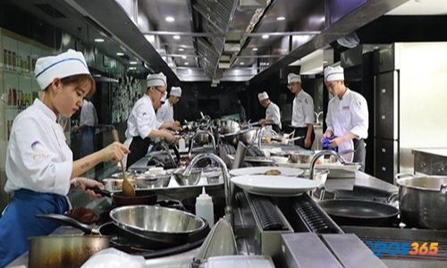 bếp nhà hàng