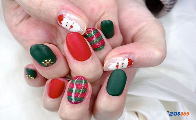 Mẫu nail nào ấn tượng và trendy cho Noel 2020