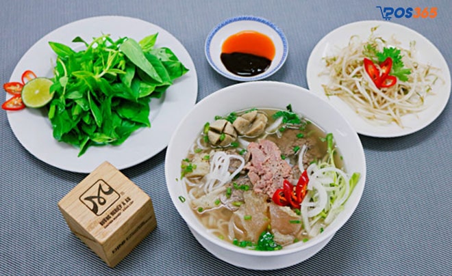 đa dạng món ăn trong menu quán phở