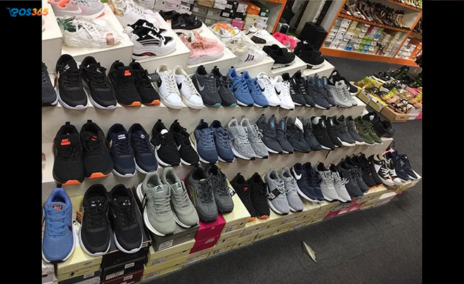 Những kh&oacute; khăn khi kinh doanh cửa h&agrave;ng gi&agrave;y d&eacute;p