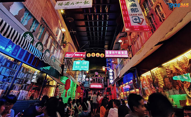 Hẻm Bia-Lost in HongKong