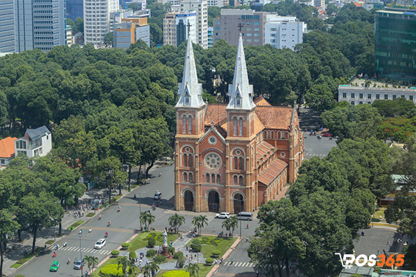 Du lịch Sài Gòn - Nhà thờ Đức Bà