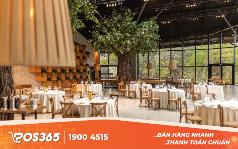 Nhà hàng 2 tầng phong cách sang trọng