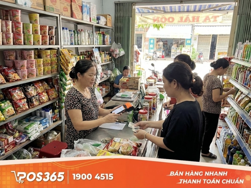 Theo dõi xu hướng tiêu dùng và cập nhật sản phẩm mới