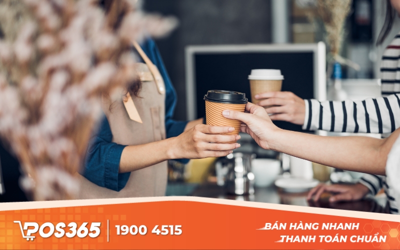 Phục vụ và tư vấn khách hàng