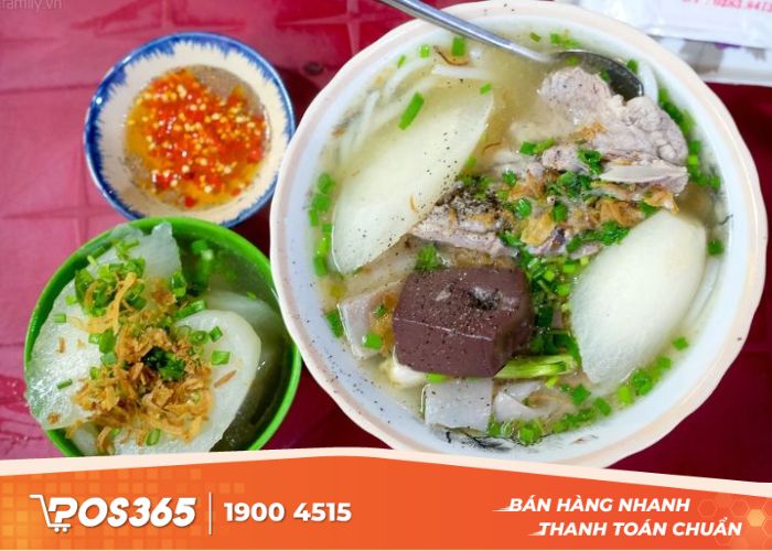 Quán bánh canh giò heo Lê Quang Định