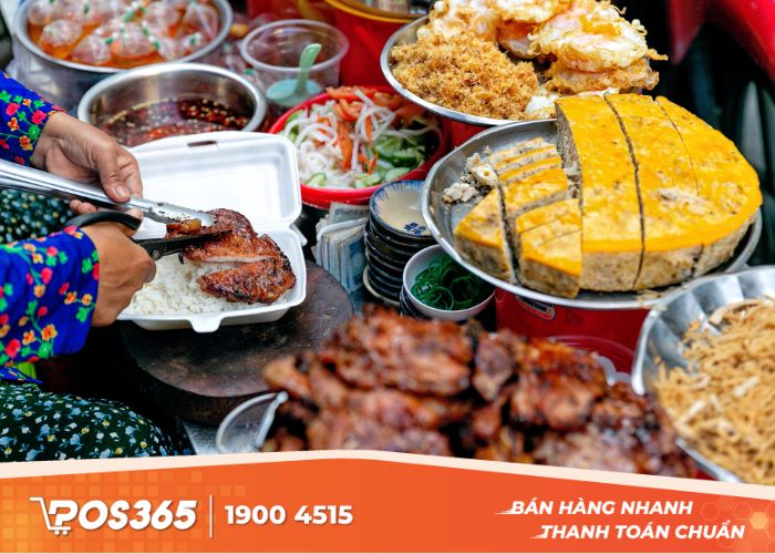 Không gian nhà hàng sạch sẽ, thoáng mát