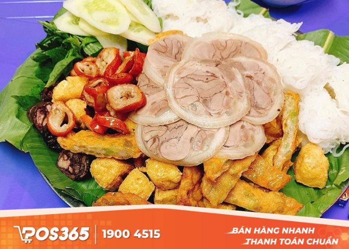 Bún đậu mắm tôm cô Tuyến là một trong những quán ăn ngon Hà Nội được yêu thích
