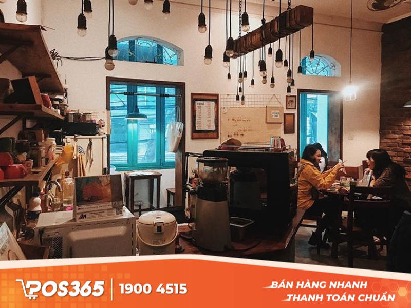 Chi phí trang trí quán cafe chiếm phần lớn ngân sách