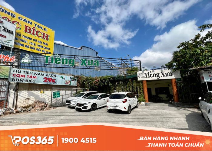 Cafe Tiếng Xưa nổi tiếng với món bánh canh ghẹ