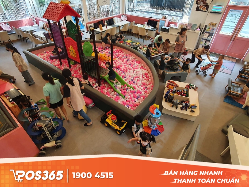 Quán cafe Les Petits Cafe & Kids Playground - tiệm cà phê có khu vui chơi