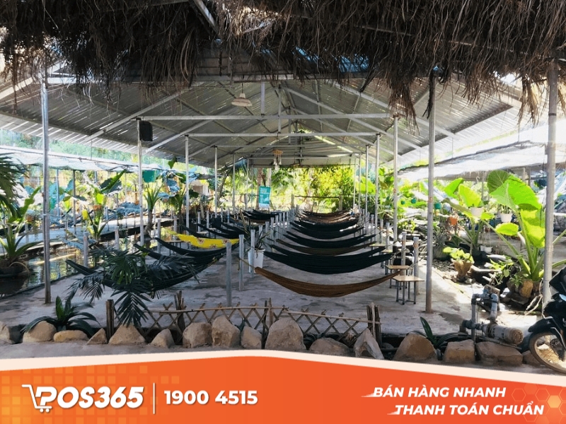 Thiết kế cà phê võng kiểu sân vườn mộc mạc