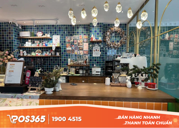 Trang trí quầy bar với các biểu tượng giáng sinh