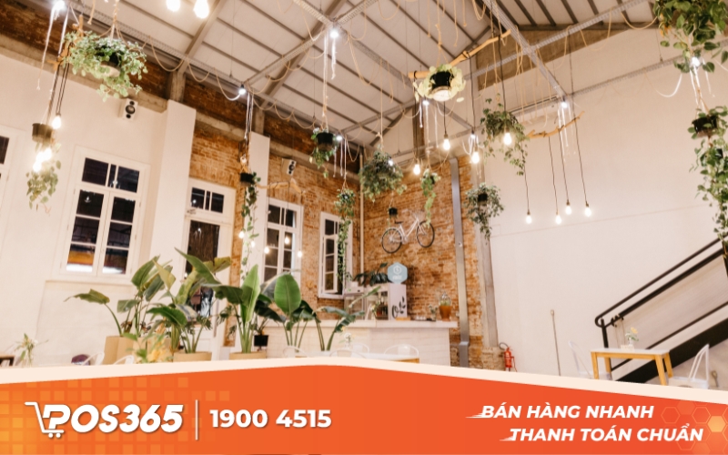 Trang trí quán cafe ngoài trời bằng các loại hoa