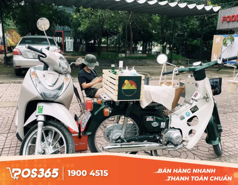 Bán cà phê mang đi (Take-away) hoặc trà đá vỉa hè