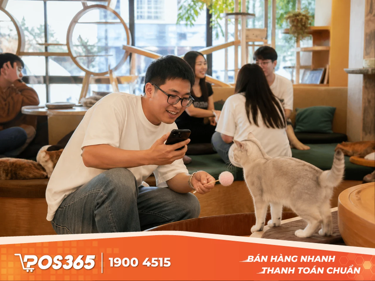 Chiến lược Marketing thu h&uacute;t tệp kh&aacute;ch h&agrave;ng y&ecirc;u động vật