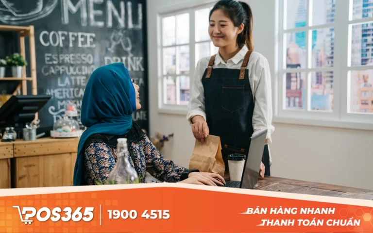 Chú ý tới cách phục vụ khách hàng