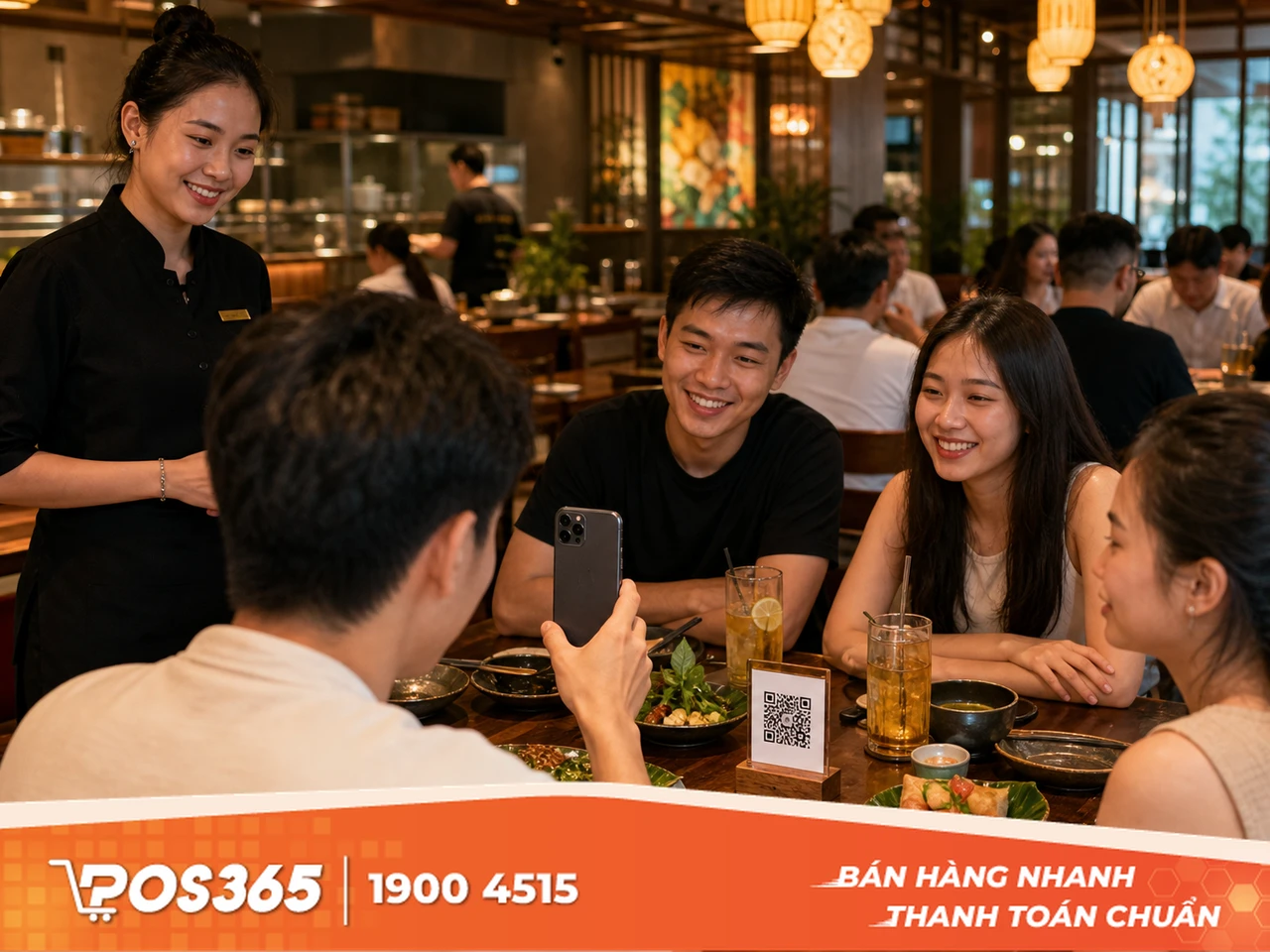 Khách tự gọi món qua QR Order tại bàn