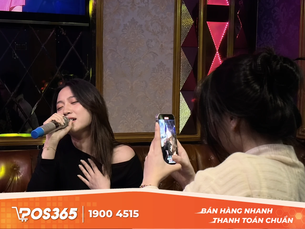 Khai th&aacute;c &acirc;m thanh thực tế từ giọng h&aacute;t của kh&aacute;ch h&agrave;ng