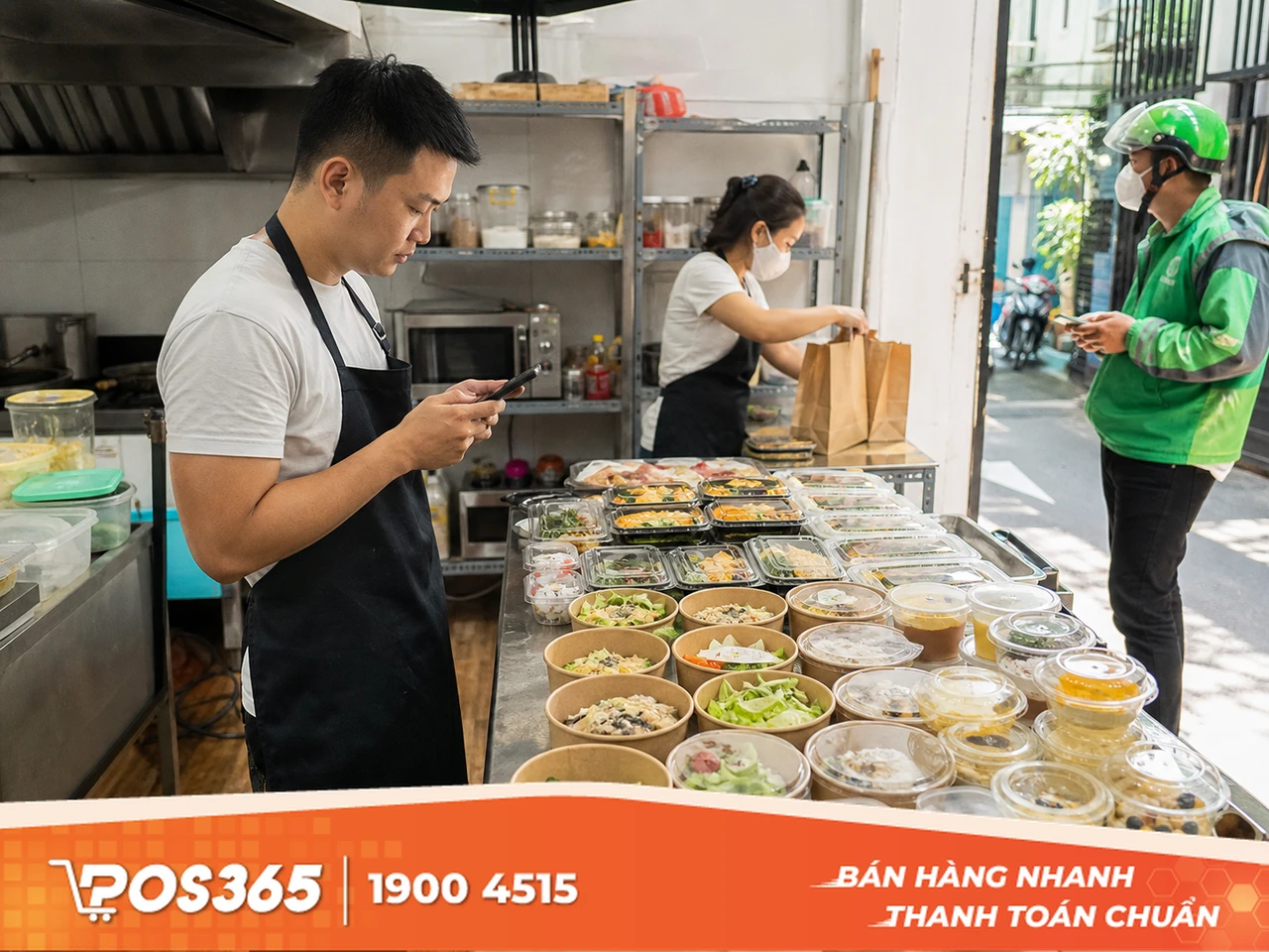 Kinh doanh bếp tr&ecirc;n m&acirc;y b&aacute;n qua ứng dụng