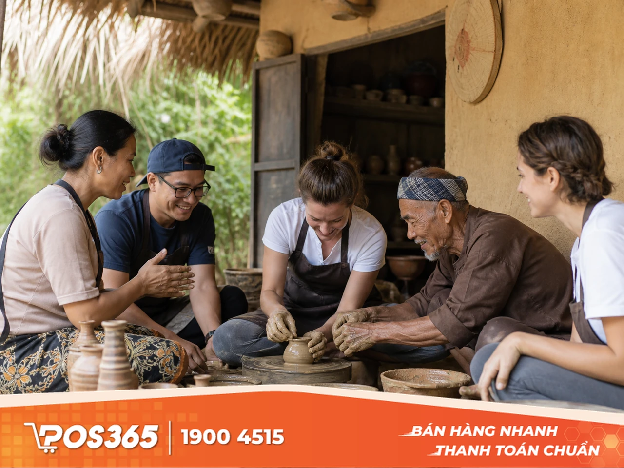 Kinh doanh đặc sản v&agrave; qu&agrave; lưu niệm địa phương