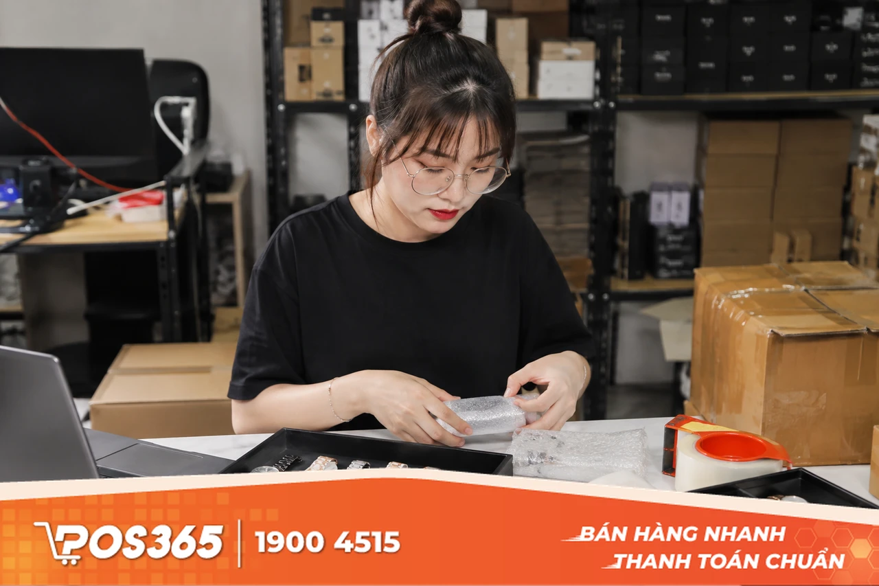 Kinh doanh đồng hồ thời trang, gi&aacute; rẻ