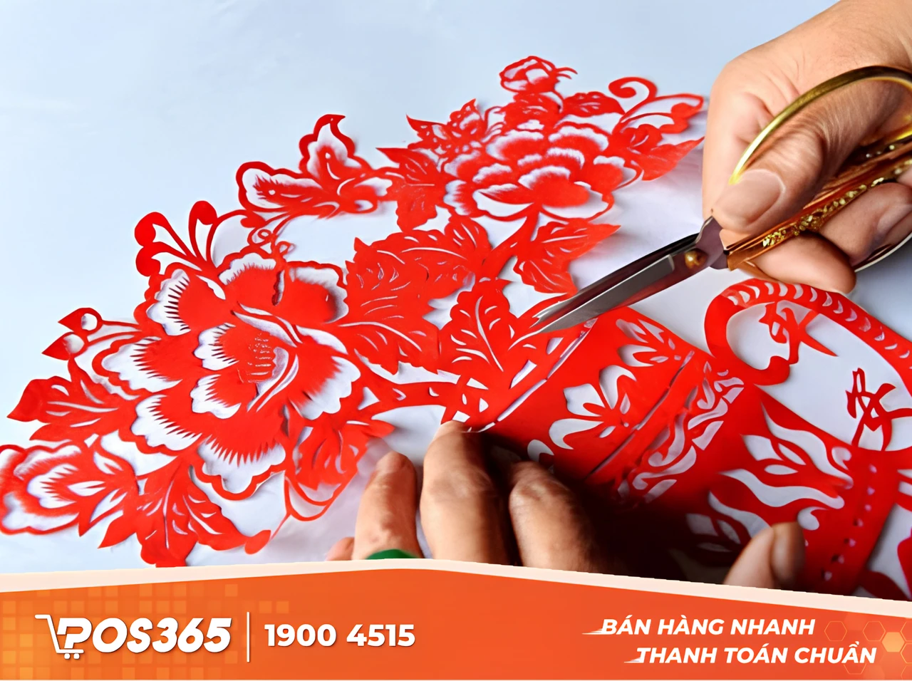 Nghệ thuật cắt giấy và tranh treo tường truyền thống
