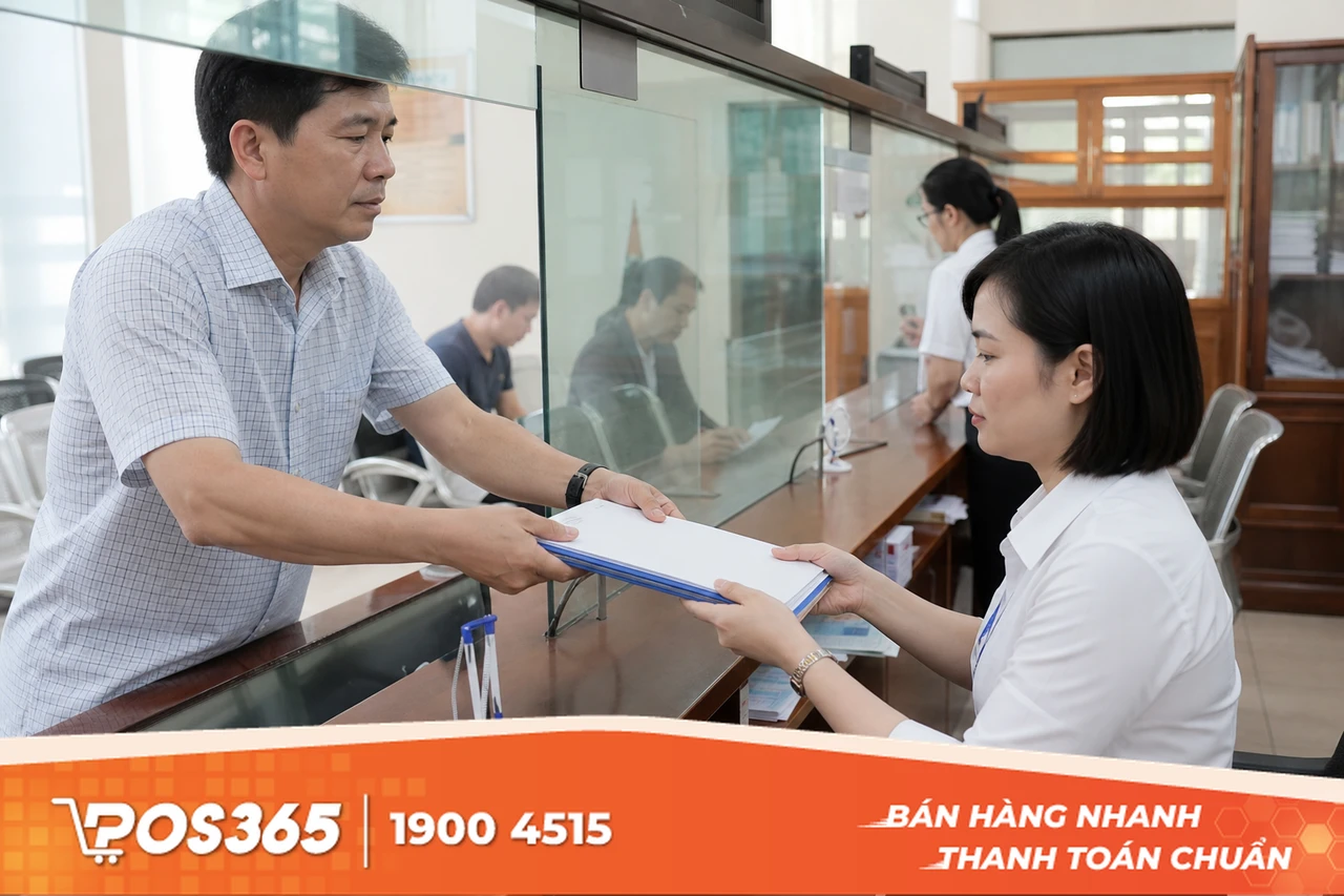 Nộp trực tiếp tại Chi cục Thuế hoặc qua đường bưu điện