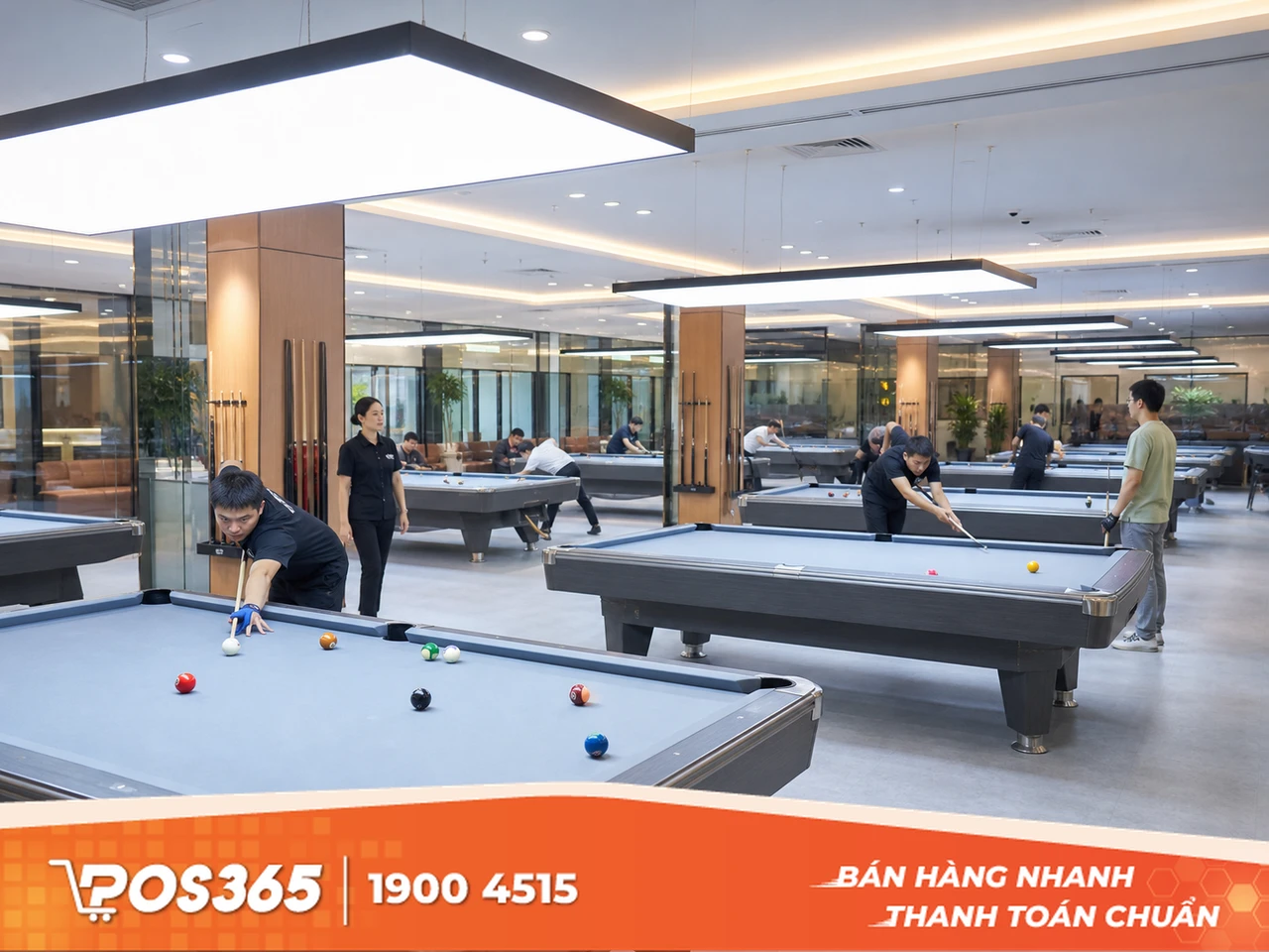 Thiết kế kh&ocirc;ng gian mở, đầy đủ &aacute;nh s&aacute;ng chuẩn thể thao