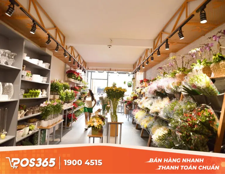 Tiềm năng v&agrave; rủi ro khi kinh doanh shop hoa tươi năm 2026