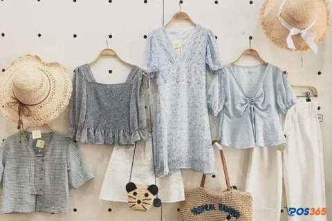 Nguồn nhập h&agrave;ng quần &aacute;o tại chợ cửa khẩu M&oacute;ng C&aacute;i
