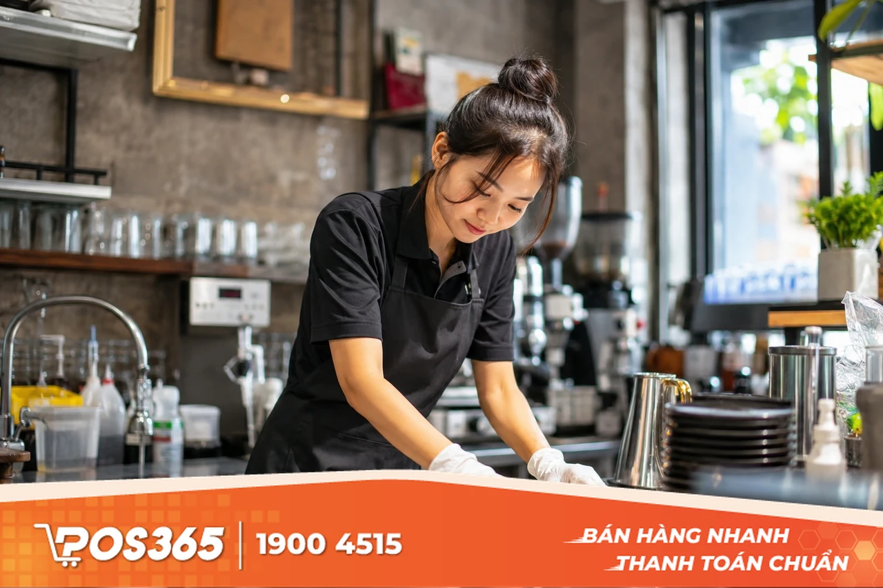 Vệ sinh an to&agrave;n v&agrave; khu vực pha chế