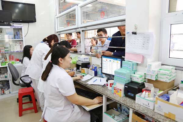 /storage/app/media/uploads/2019/05/ban-thuoc-bang-phan-mem-pos365.jpg