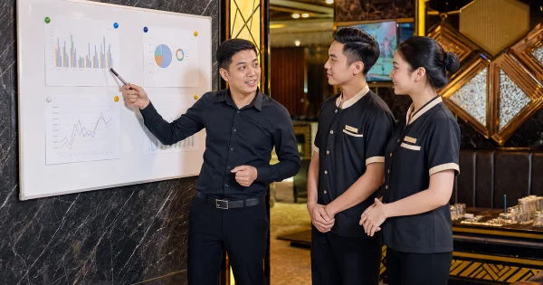 Cách thiết lập KPI cho nhân viên chạy bàn để tăng doanh số bán đồ uống