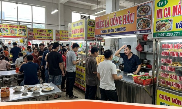 Tại sao không nên mở nhà hàng trong khu ẩm thực?