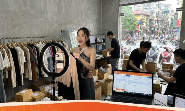 Cách Livestream Bán Quần Áo Chốt Nghìn Đơn Thực Chiến 2026