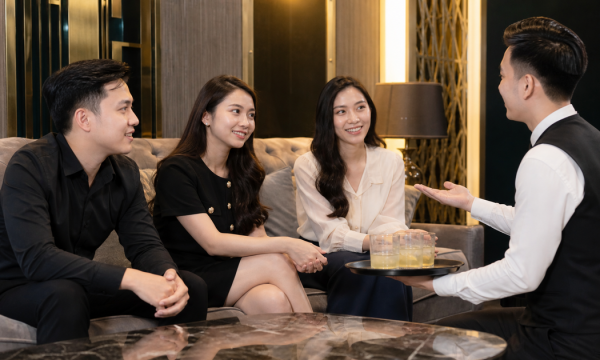 Mẹo xử lý "khủng hoảng" khi quán karaoke kẹt phòng, khách chờ lâu